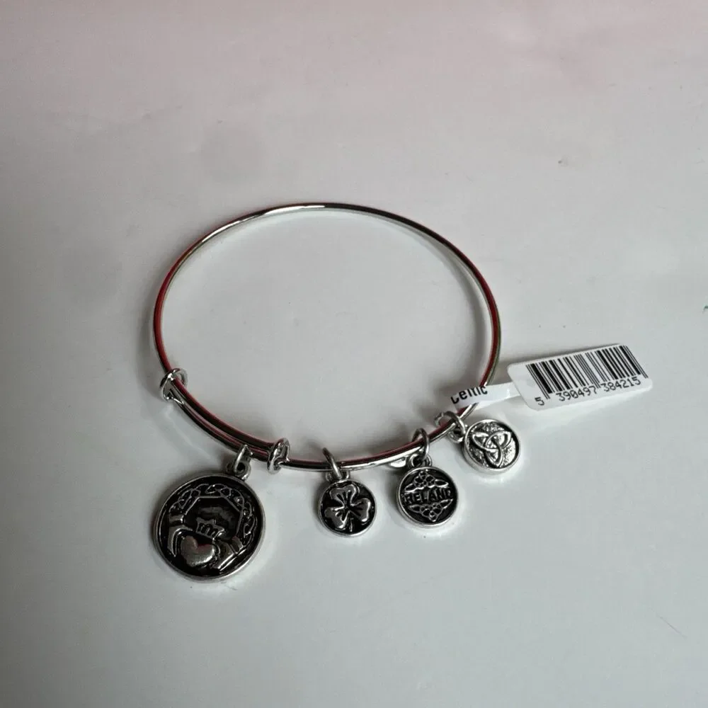 SOLVAR New with Tag Silver-tone Charm Bangle Claddagh Charm Bracelet 4 charms.